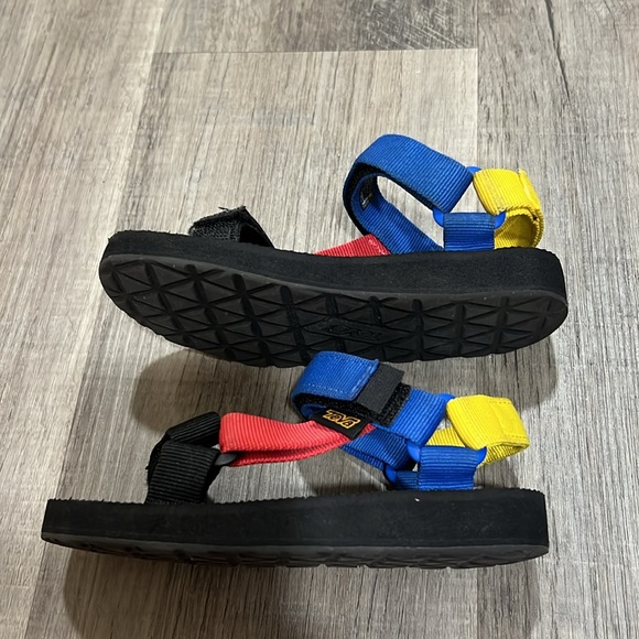 Teva originals kids size 11 - Picture 6 of 10